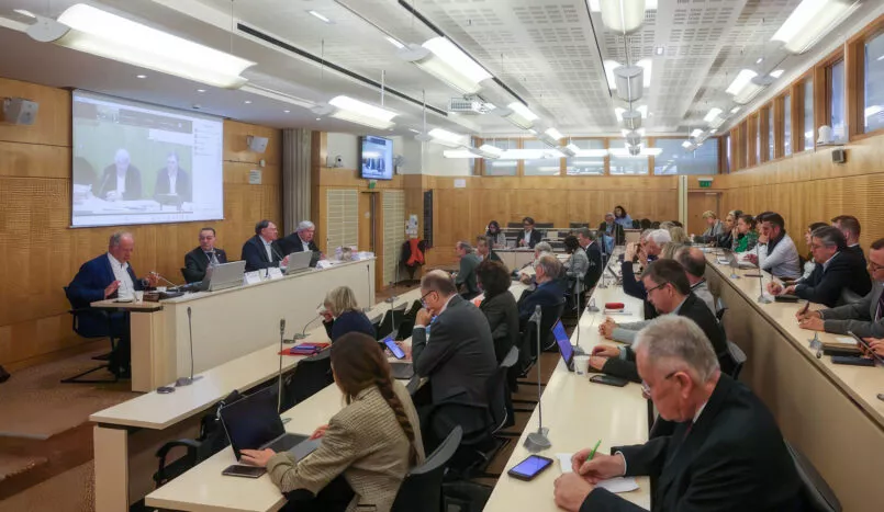 Lab OCIRP Autonomie du 12 mai 2023, la salle de réunion avec participants tribune